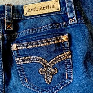 Woman’s Rock Revival easy skinny sherry size 30